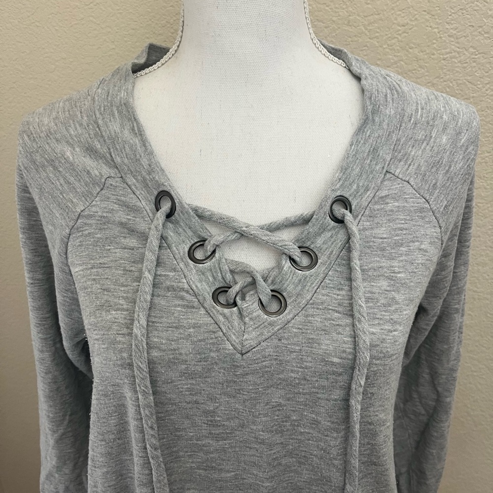 Bobeau Light Gray Knit Top